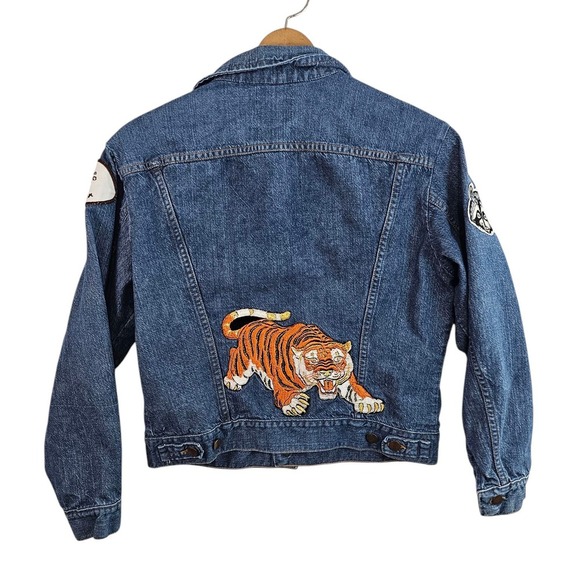 Vintage Maverick Blue Bell Denim Trucker Jacket Sz 40‎ Small Embroidered Patches - Picture 1 of 11